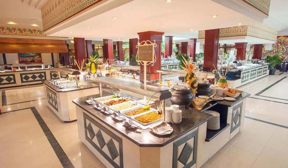 Bahia Principe Grand Punta Cana - All Inclusive - Bahia Principe Grand Punta Cana - All Inclusive Bouganville restaurant buffet