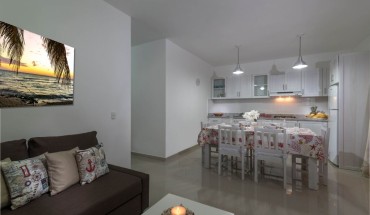 Los Flamencos Aparthotel
