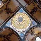 The dome of the Zeyrek Mosque stands out for its elegant shape and simple decorations, expressing the meeting of Byzantine and Ottoman traditions.