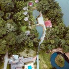 From the lodge we’ll sail by boat along the Rio Misahuallí to La Punta, the docking pier of Puerto Misahuallí village, in Tena county, Napo province.