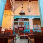 The synagogue of Mellah, a true architectural gem, preserves the history, art, and spirituality of Fès’s Jewish community.