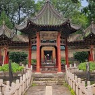 The Phoenix Pavilion in Xi’an, an elegant example of Chinese architecture, celebrates symbols of rebirth and harmony between art and tradition.