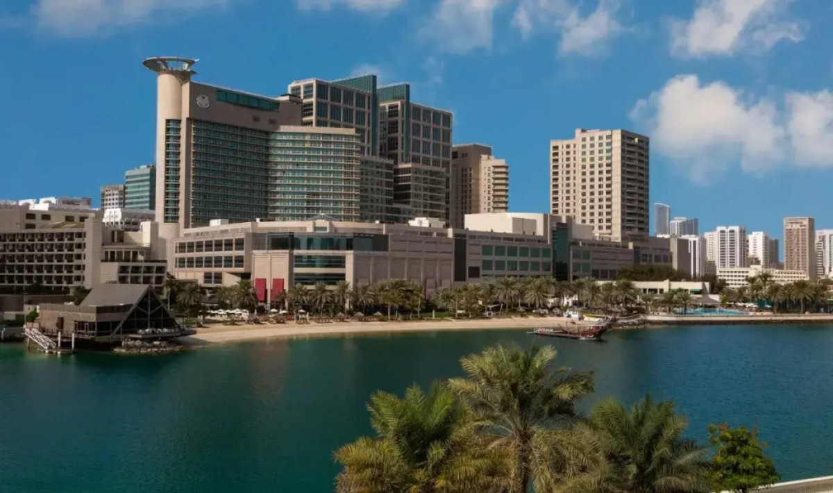 Beach Rotana Hotel - All Suites - Immagine 1
