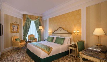 Royal Rose Abu Dhabi, a Curio by Hilton Affiliated Hotel