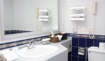 Avari Hotel