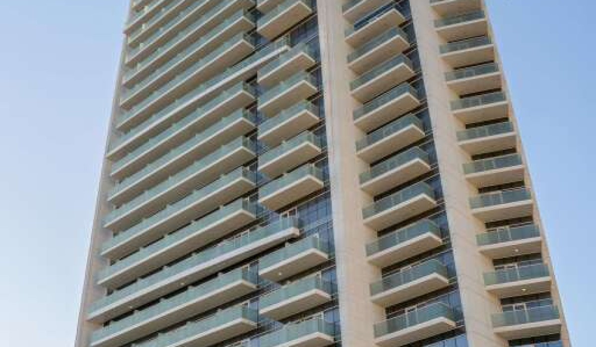 Radisson Dubai Damac Hills - Immagine 2