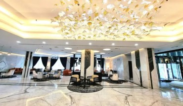 Seven Seas Hotel