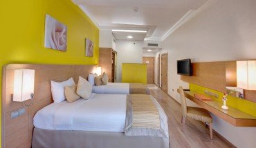 Al Khoory Executive Hotel