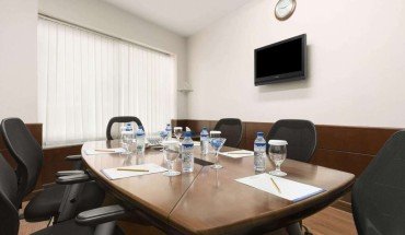 Howard Johnson by Wyndham Bur Dubai