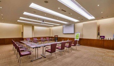 Ramada Hotel & Suites by Wyndham JBR