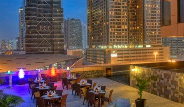 Two Seasons Hotel & Apartments