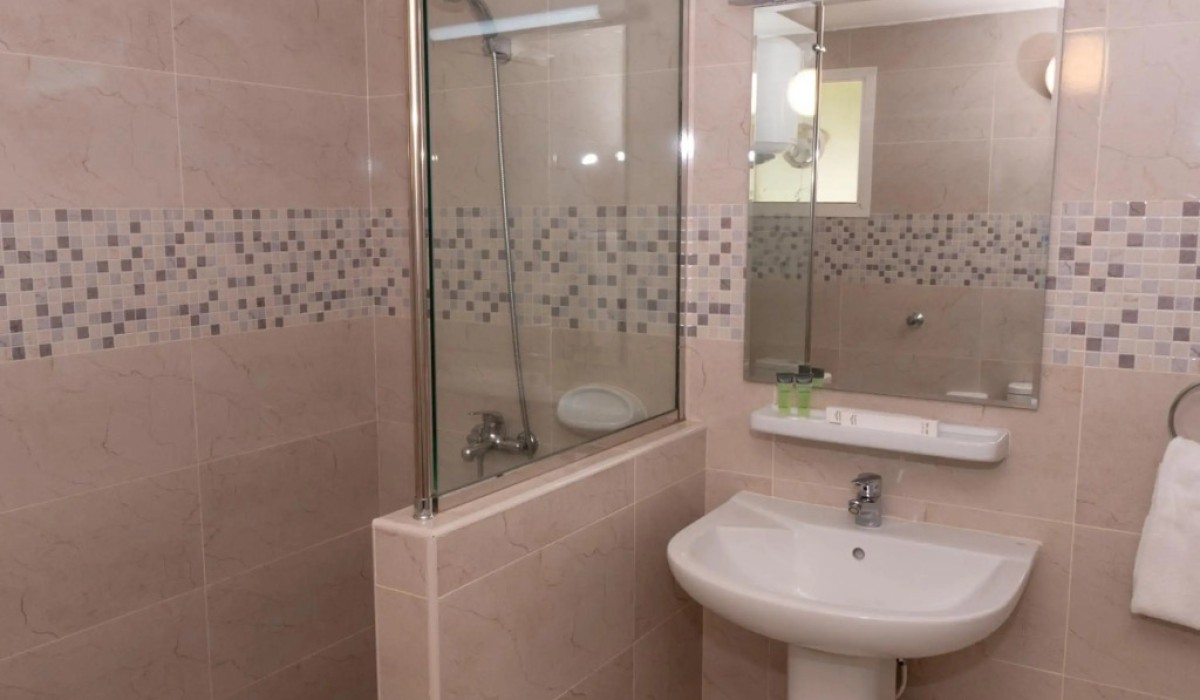 Fujairah Hotel & Resort - Immagine 10