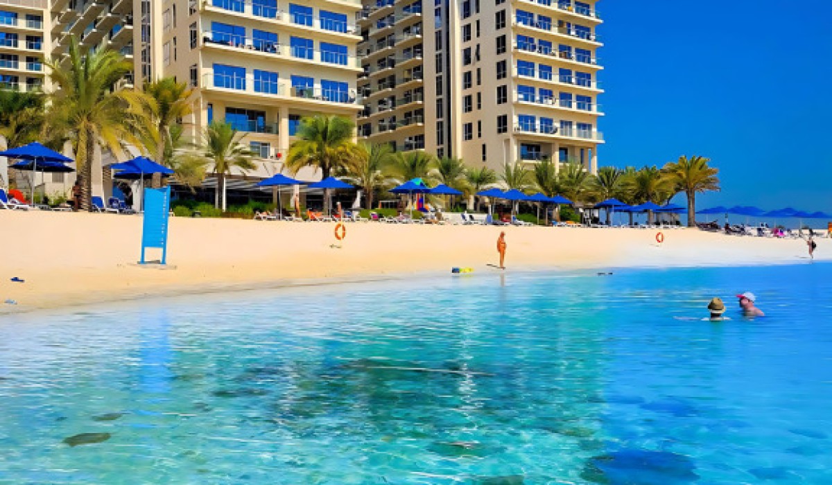 Luxurious Beachfront Marjan Island for Comfortable Stay Apartments - Immagine 2
