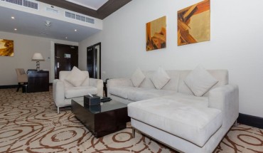 Mangrove Hotel