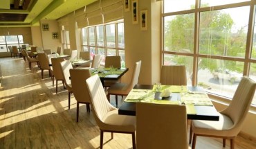 Royal View Hotel