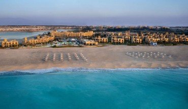 Sofitel Al Hamra Beach Resort