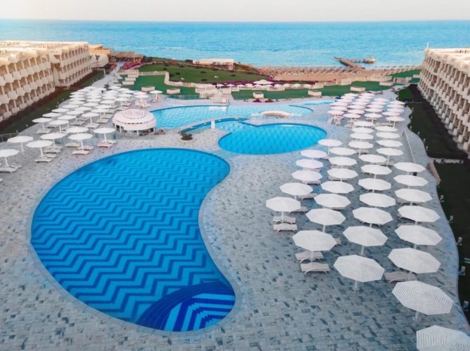 Sirena Beach Resort  Spa - Immagine 1