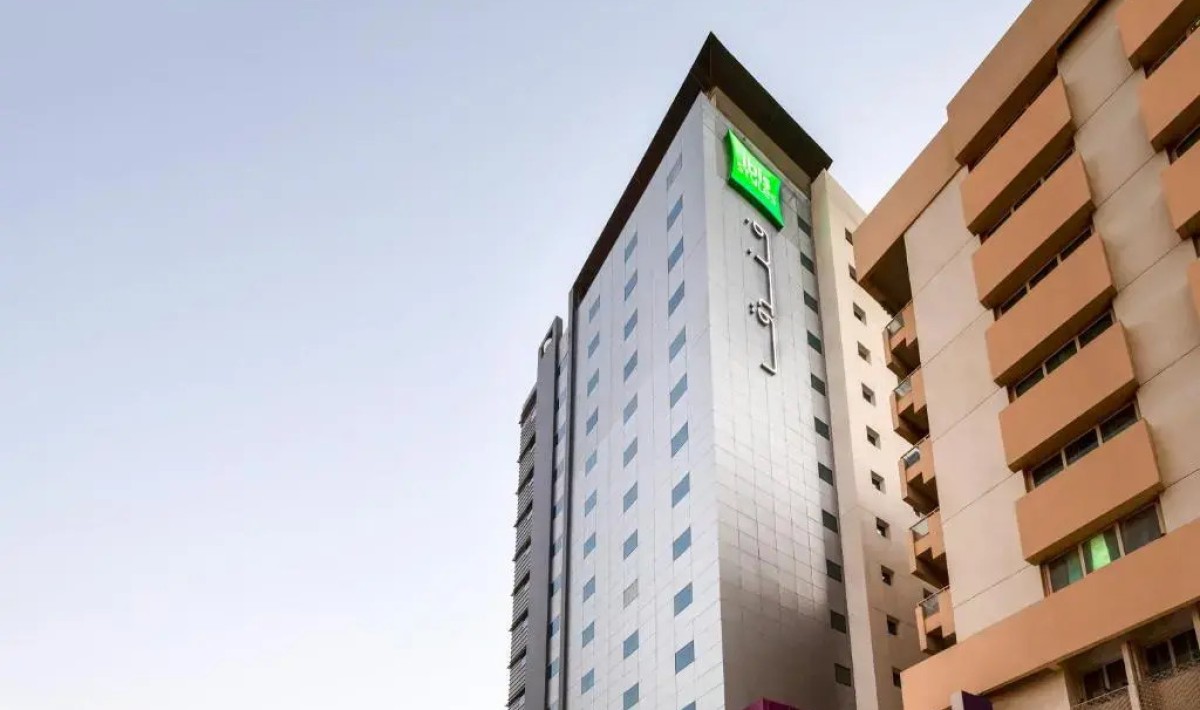 ibis styles Sharjah Hotel - Immagine 1