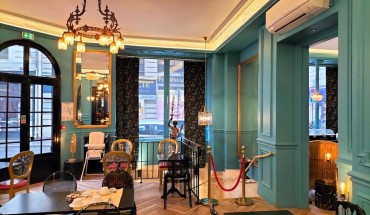 Peyris Opera Hotel