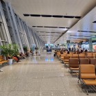 Hanoi Airport offers spacious terminals with lounges, duty-free shops, restaurants, relaxation areas, and efficient services for travelers.