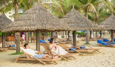 Holiday Beach Hotel Danang