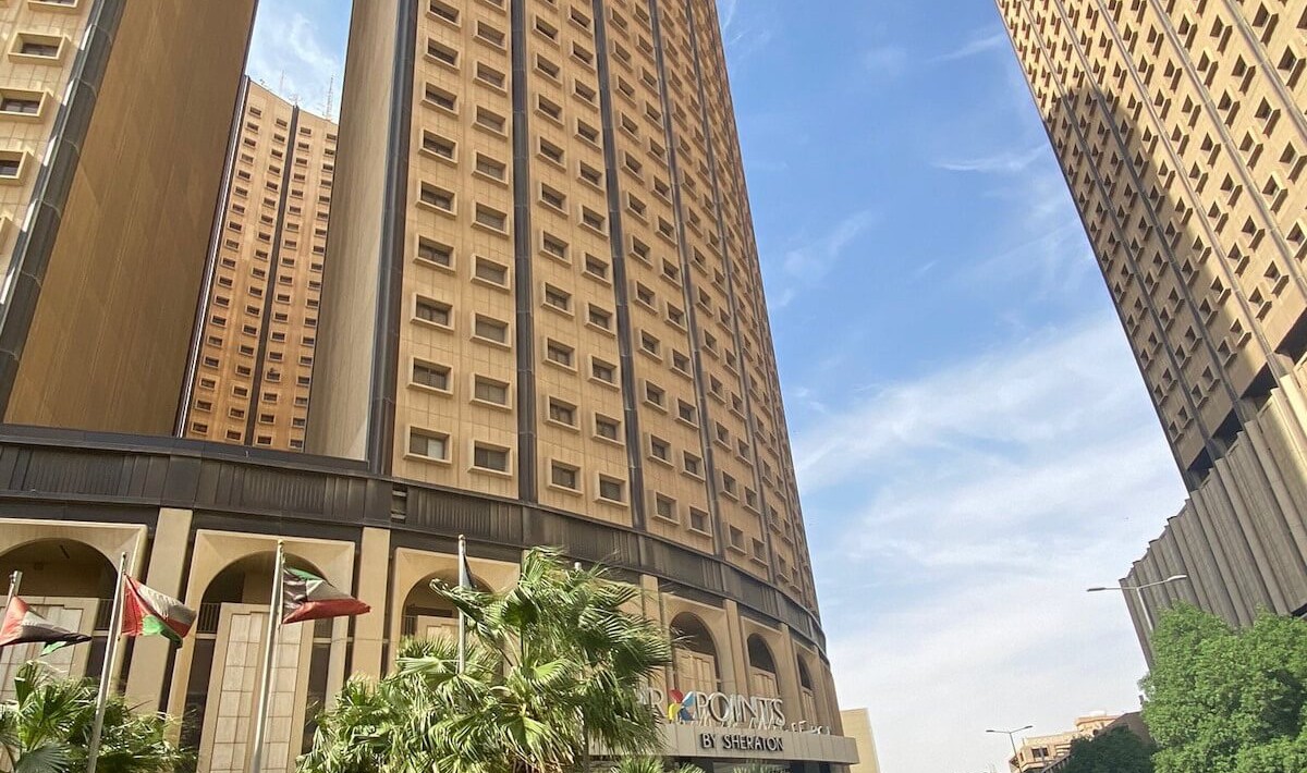Four Points by Sheraton Riyadh Khaldia - Four Points by Sheraton Riyadh Khaldia features a modern, imposing building with an elegant façade and refined architectural details, reflecting urban comfort.
