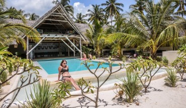 Nur Beach Hotel