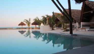 Nur Beach Hotel