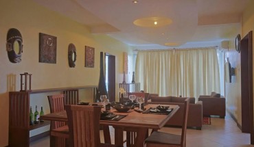 Cowrie Shell Beach Apartments