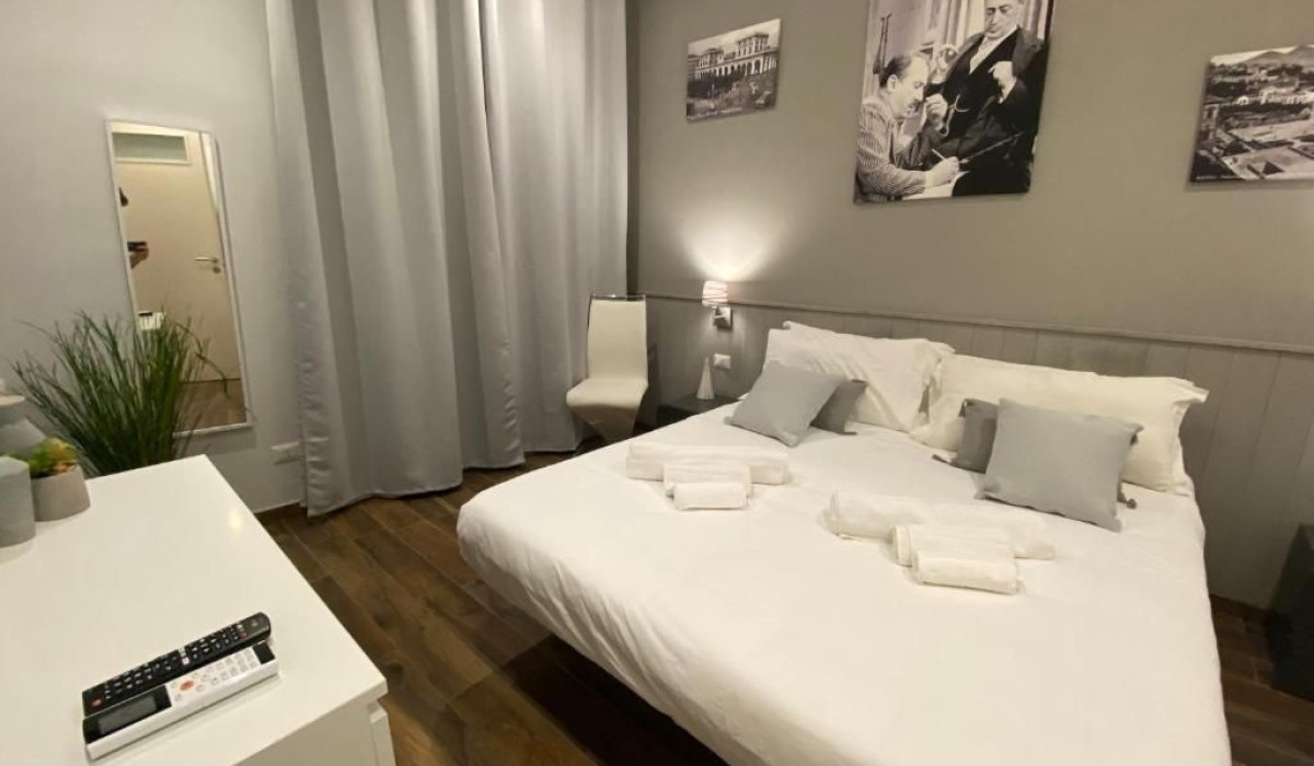 Hotiday Room Collection - Napoli Botanique - Immagine 2