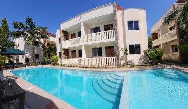 Lux Suites Diani Airstrip Villas