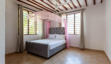 Lux Suites Diani Holiday Villas