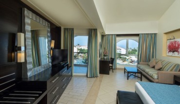 Reef Oasis Blue Bay Resort Hotel Families & Couples Only