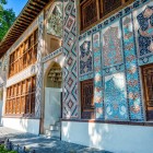 The Sheki Khan’s Palace features Azerbaijani ornaments with polychrome mosaics, floral and geometric motifs, shebeke stained glass and typical Caucasian decorations.