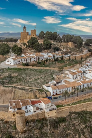 Antequera's Alcazaba rises above the city with its ancient Moorish walls, offering breathtaking views and a journey through history, legends and Andalusian charm.