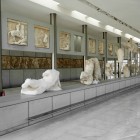 The galleries of the New Acropolis Museum display original sculptures and remarkable archaeological treasures, revealing the rich history of ancient Athens.