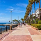 Marbella's seafront promenade, just steps from Puerto Banús, offers palm-lined walks, crystal-clear waters and beautiful Mediterranean views in a relaxing atmosphere.