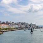 Paseo de Pereda follows the bay past elegant buildings: stroll through the gardens, visit the Centro Botín or board a boat to Somo, Pedreña or El Puntal Beach.