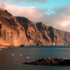 Formed 4.5–5.5 million years ago by ancient lava flows from the Teno Massif, the Los Gigantes cliffs were sculpted by marine erosion into walls rising up to 500 metres.