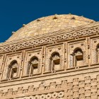The hemispherical dome of the Ismail Samani Mausoleum crowns the cubic structure: supported by corner squinches, it reflects the balance of 10th-century Samanid architecture in Bukhara.