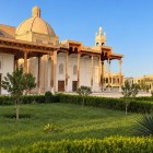 The Kurgon mahalla reveals the soul of Gijduvan through mosques, traditional homes and artisan workshops, near Bozori Kaymak Market and the historic 15th-century Tosh Hammom.