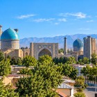 The first turquoise domes announce Samarkand’s monumental heart, where merchants, peoples and different cultures met for centuries along the legendary Silk Road.