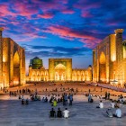 After dinner, illuminated Samarkand offers a first taste of its charm. The architecture of the Silk Road anticipates the wonders waiting to be discovered the next day.