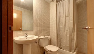 1337 R1 Single Room in a Profesionals Flat Shared