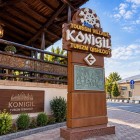 After the morning visits, the group takes a break for lunch at a restaurant, before leaving Samarkand and continuing towards the nearby village of Konighil.