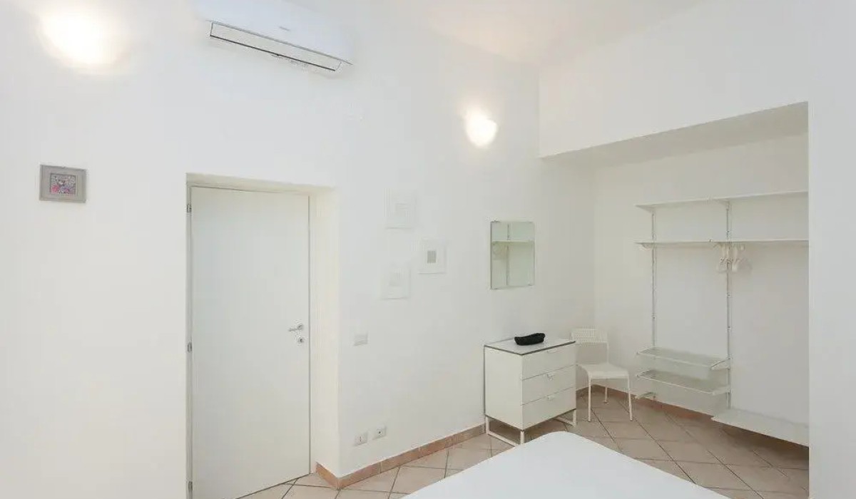Apartment Boldoni Int. 3 - BH 18 - Immagine 2